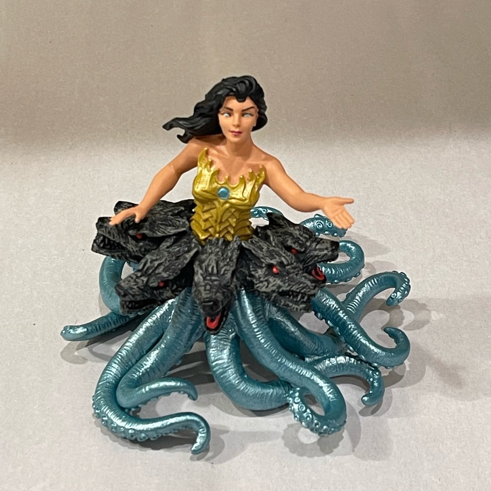 Mythical realms scylla safari